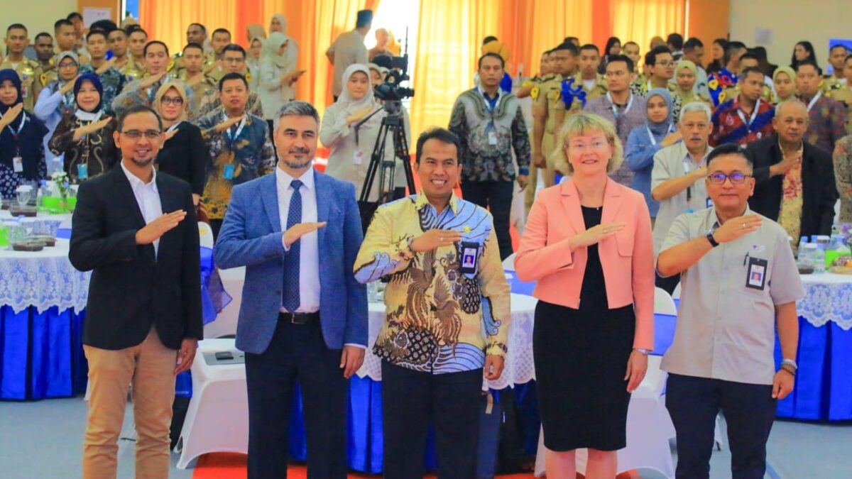 Poltekbang Surabaya gelar 2nd ICATEAS, hadirkan dua ahli penerbangan dari Turki dan Jerman