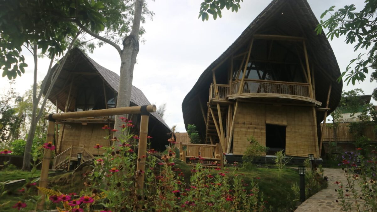 Resmi, The Osing Bamboo Resort dikelola LHI tahun ini