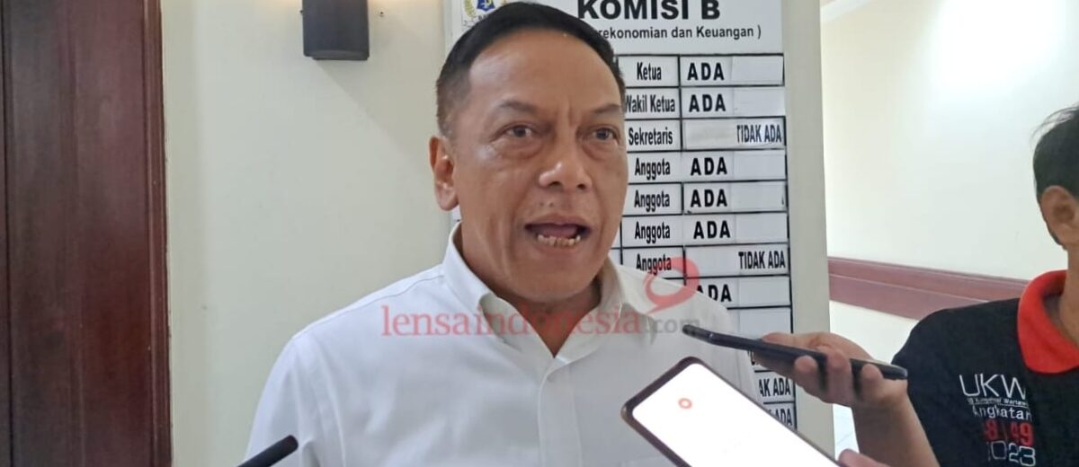 Cegah polemik, DPRD Surabaya minta pengumuman retribusi foto Balai Pemuda dicabut