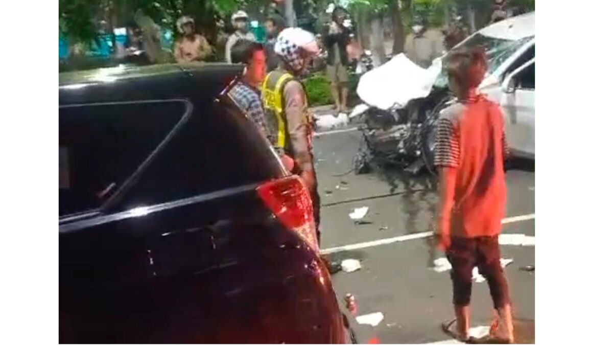 Oknum Jaksa Tanjung Perak ngebut dan kecelakaan di dua tempat berbeda, Kajati Jatim bantah tabrak lari