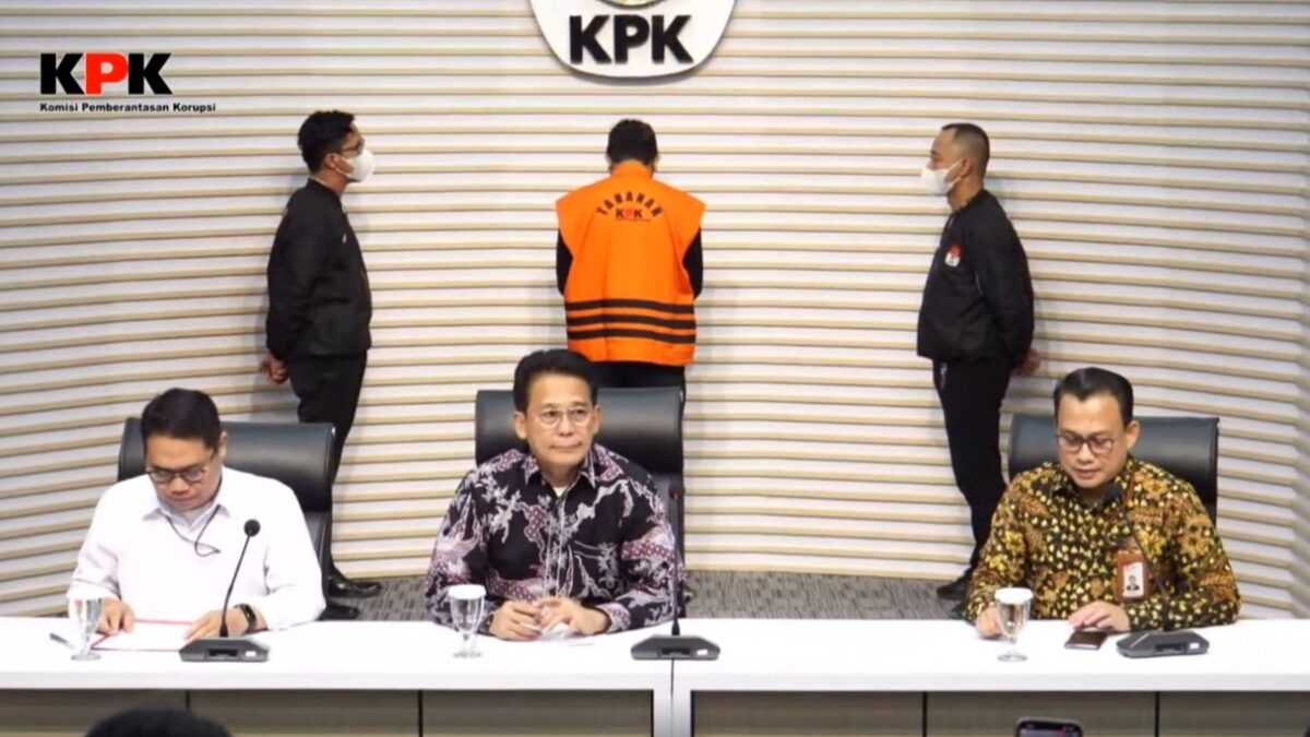 KPK tahan Gus Muhdlor, Pj Gubernur Jatim terbitkan surat pengangkatan Plt Bupati Sidoarjo